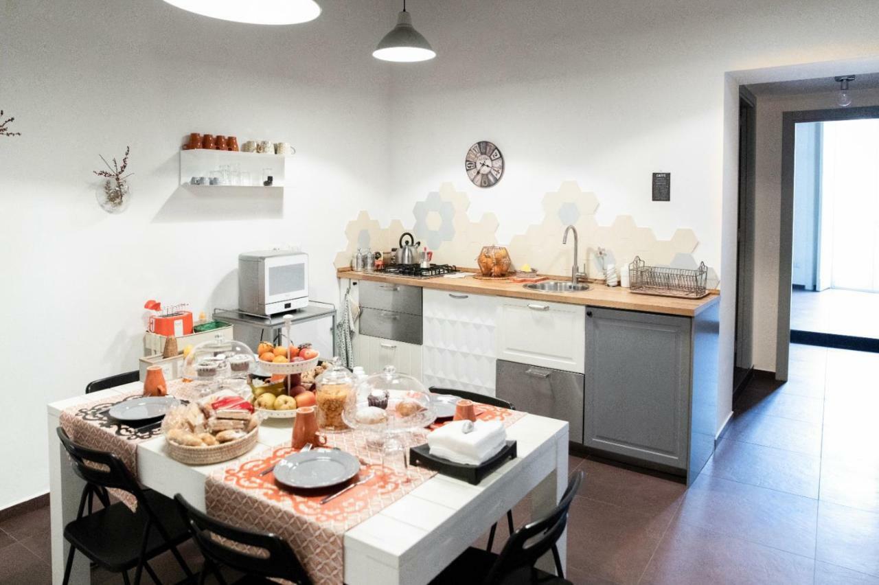 ナポリ Casa Maga Bed & Breakfast エクステリア 写真